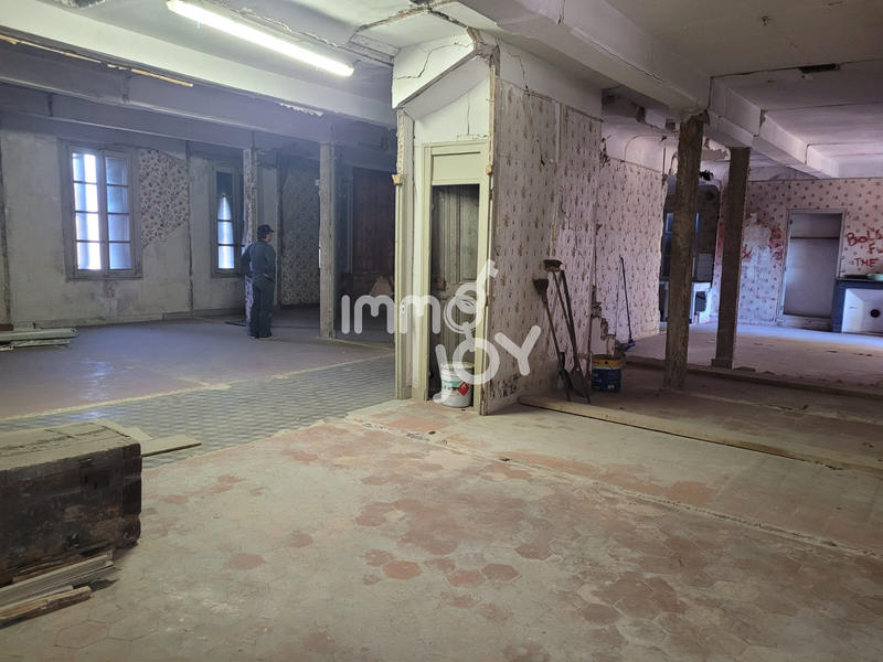 Immeuble - 1 600 m²