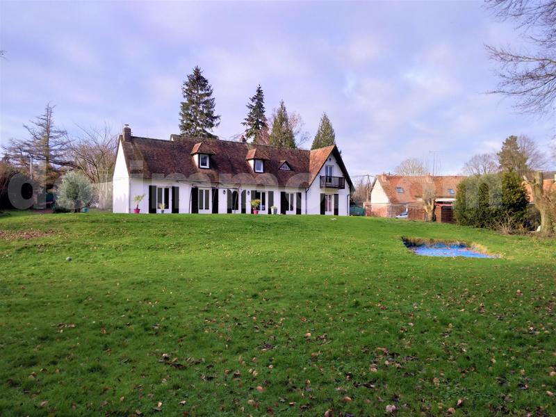 Villa - 193 m² - 7 pièces