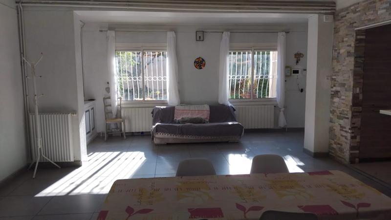 Maison - 196 m² - 6 pièces