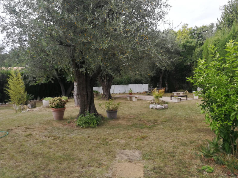 Maison - 236 m² - 10 pièces