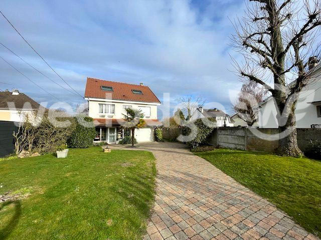 Maison ancienne - 134 m² - 6 pièces