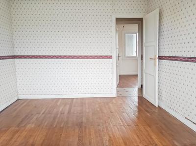 Maison - 84 m² - 5 pièces