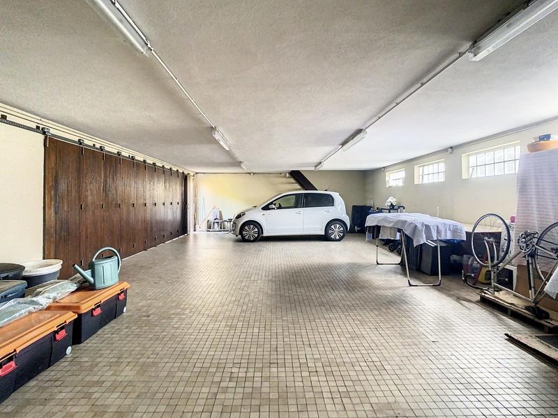 Maison ancienne - 290 m² - 10 pièces