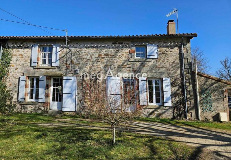 Maison en pierre - 124 m² - 4 pièces