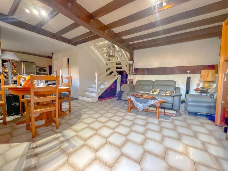 Maison - 136 m² - 5 pièces