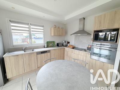 Maison - 112 m² - 4 pièces