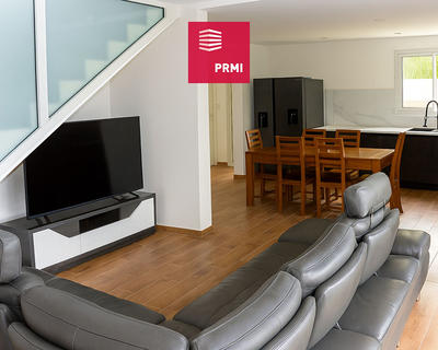 Maison - 92 m² - 4 pièces