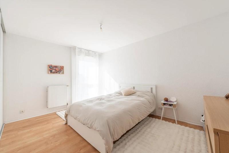 Appartement - 104 m² - 5 pièces