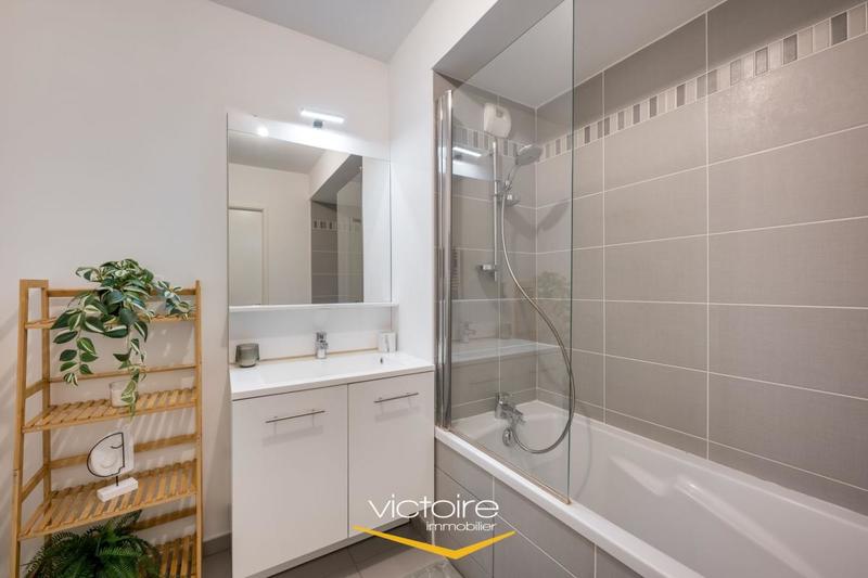 Appartement - 74 m² - 4 pièces