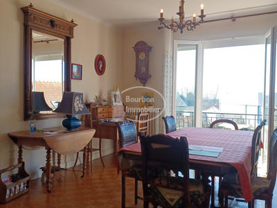 Maison - 86 m² - 4 pièces