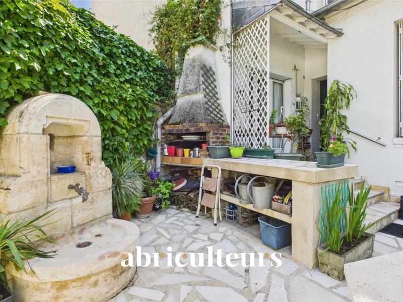 Appartement - 165 m² - 6 pièces