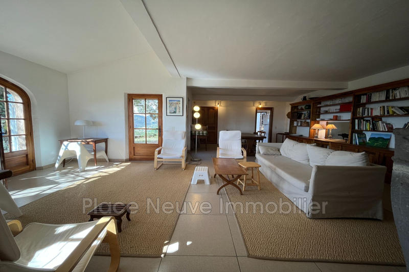 Villa - 140 m² - 5 pièces