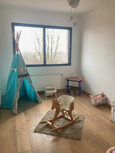 Maison - 201 m² - 6 pièces