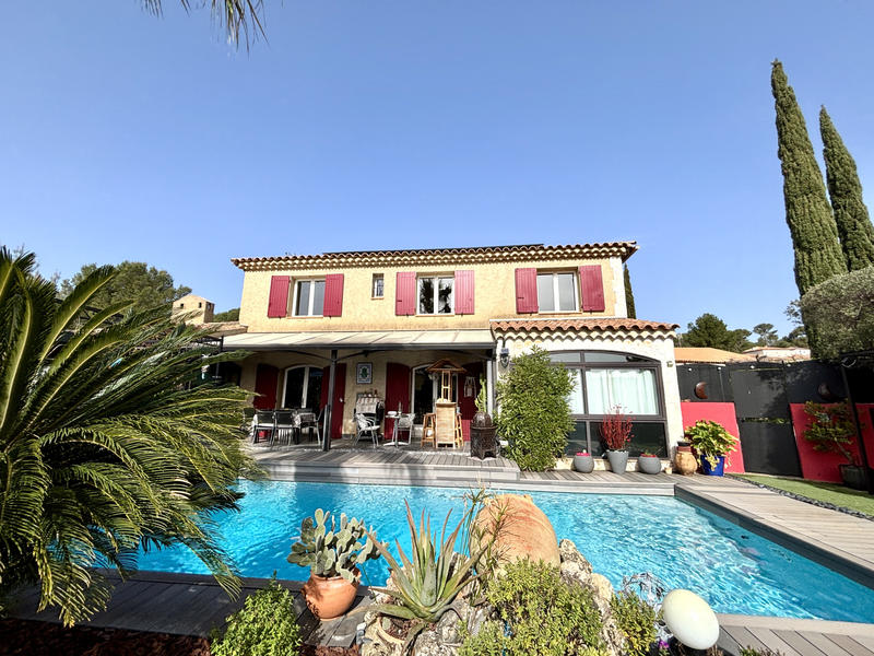 Maison - 160 m² - 6 pièces