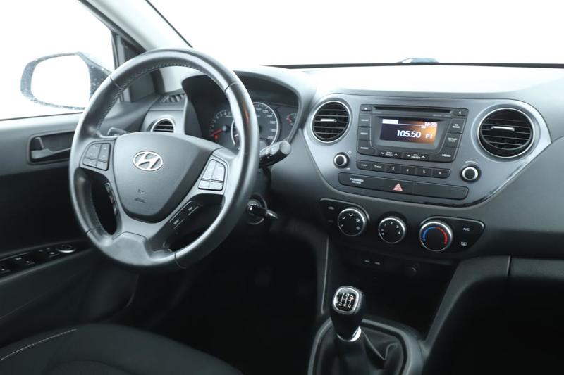 Hyundai i10 1.0 Uefa Euro 2016 66 ch