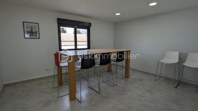 Bureau - 200 m² - 6 pièces