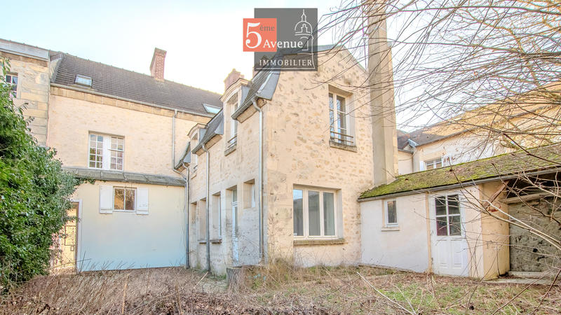 Maison - 198 m² - 7 pièces