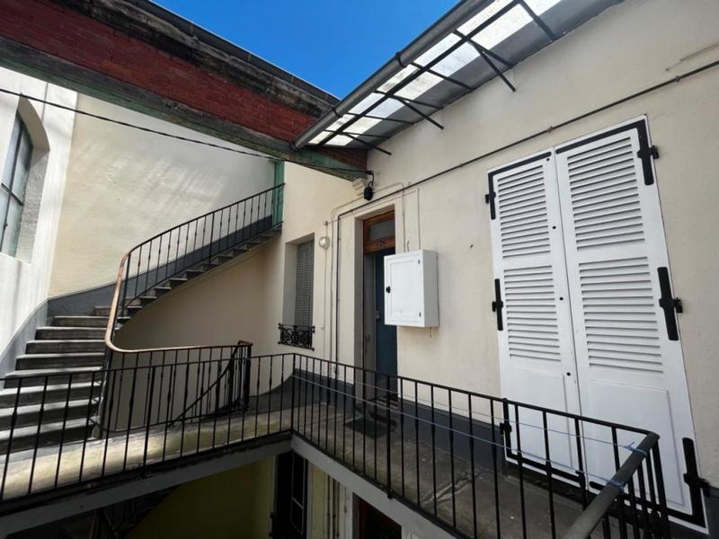 Appartement - 90 m² - 3 pièces