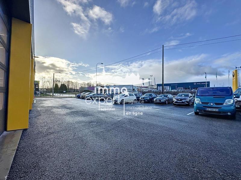 Fonds de commerce - Local commercial - 526 m²