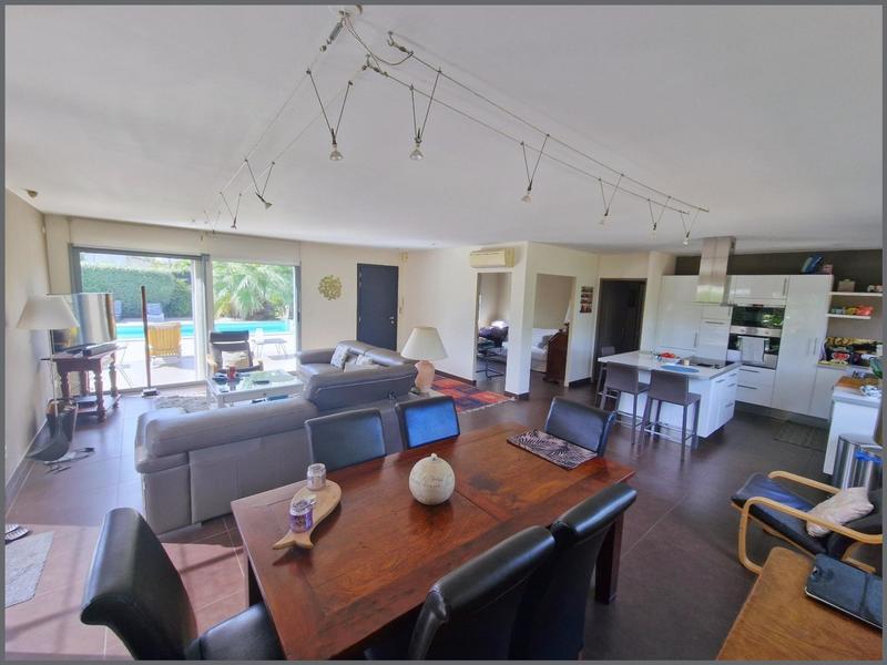 Maison - 115 m² - 5 pièces