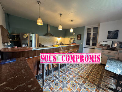 Maison - 199 m² - 6 pièces