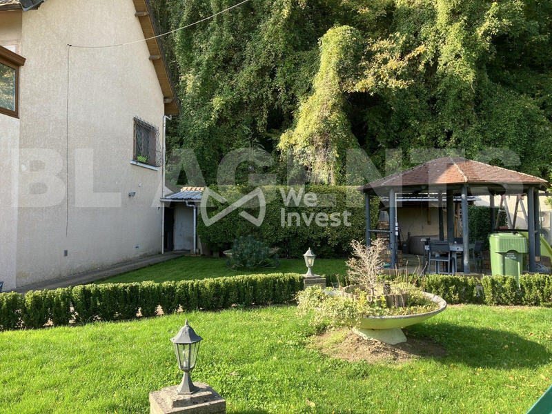 Maison - 176 m² - 6 pièces