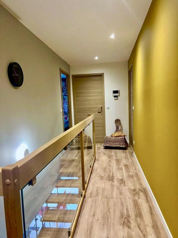 Villa - 137 m² - 6 pièces