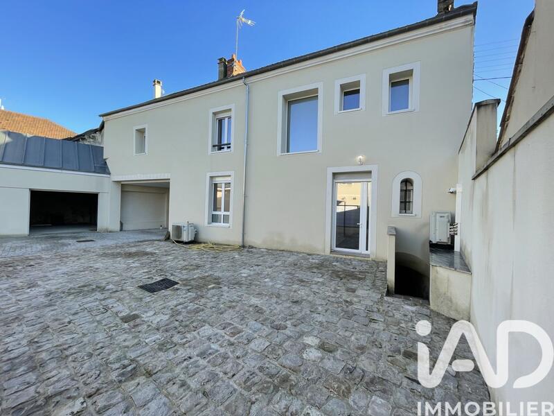Maison - 130 m² - 5 pièces