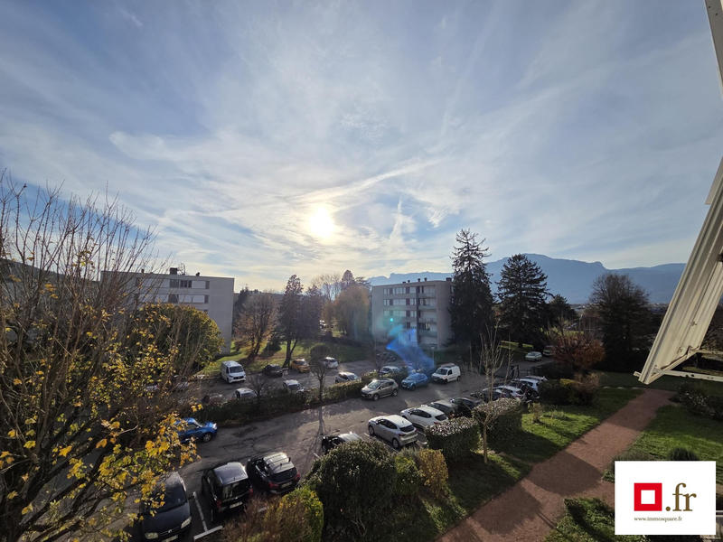 Appartement - 82 m² - 4 pièces