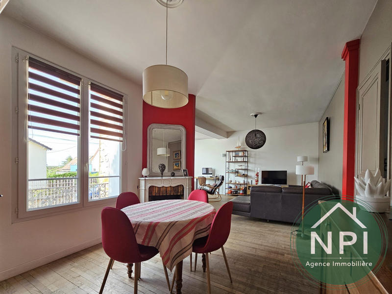 Maison - 140 m² - 6 pièces