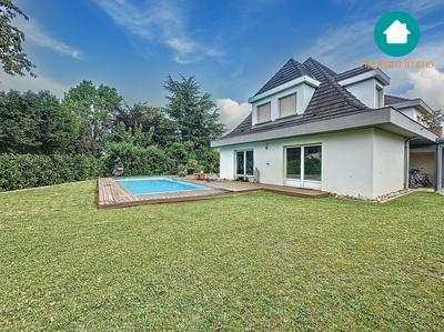 Villa - 280 m² - 7 pièces