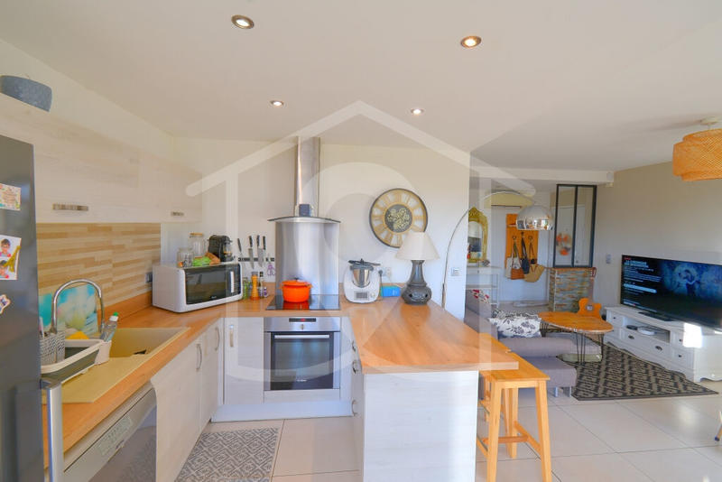 Appartement - 60 m² - 3 pièces