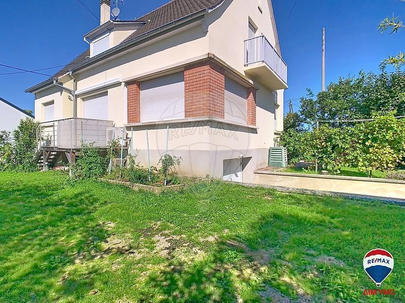 Maison - 134 m² - 5 pièces