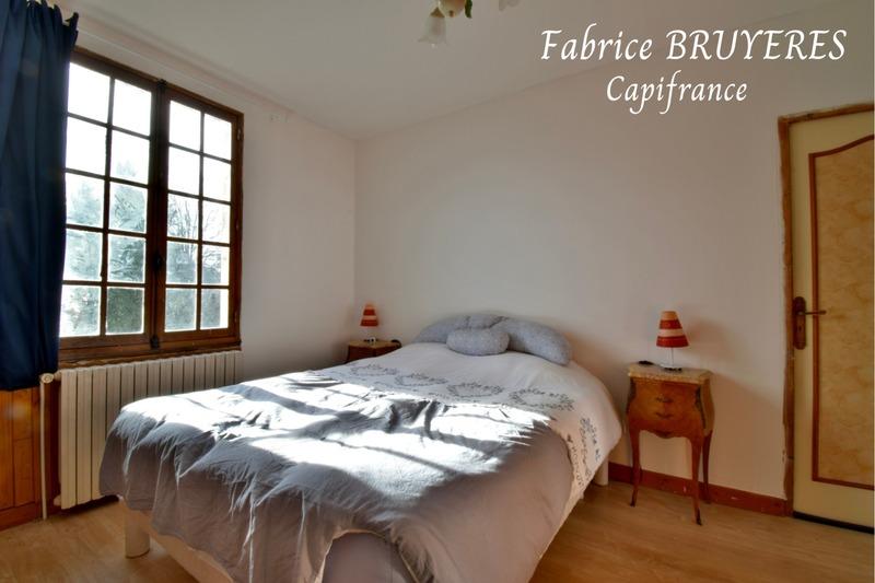 Maison - 180 m² - 8 pièces