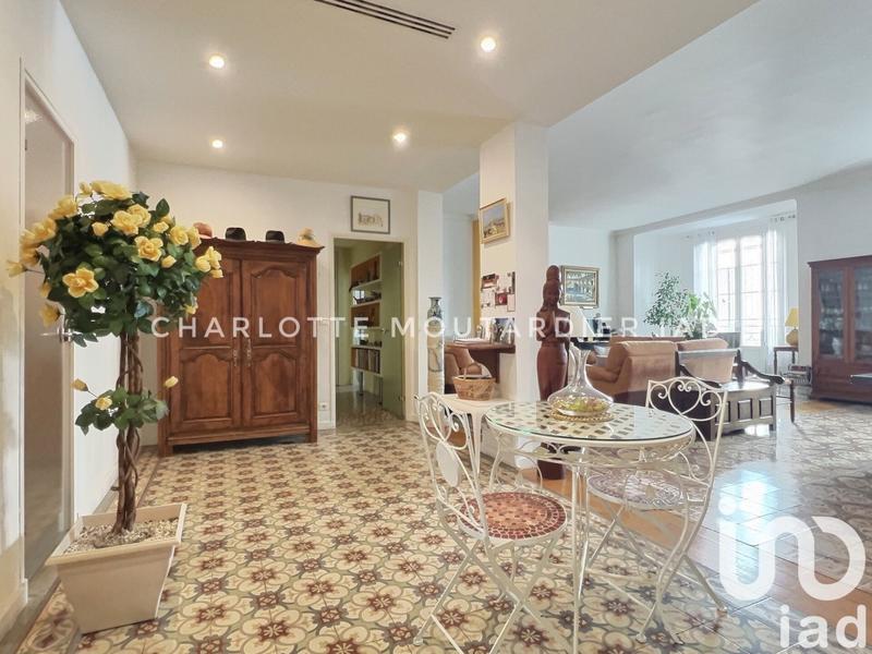 Appartement - 158 m² - 5 pièces