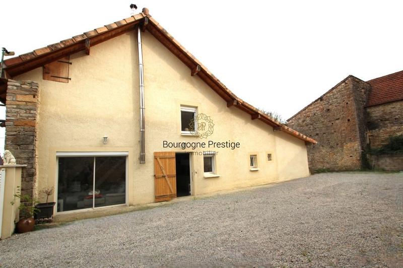 Maison de village - 92 m² - 3 pièces