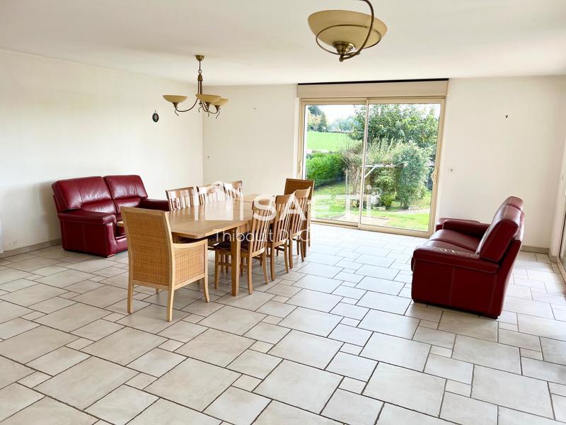 Maison - 157 m² - 8 pièces