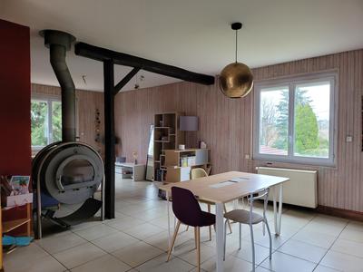 Maison - 105 m² - 5 pièces