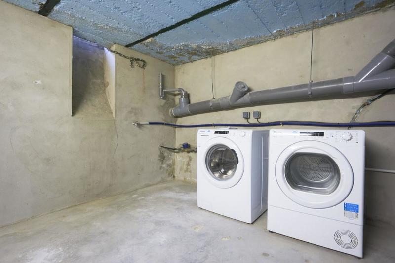 Maison - 88 m² - 6 pièces