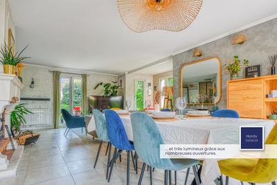 Maison contemporaine - 150 m² - 6 pièces