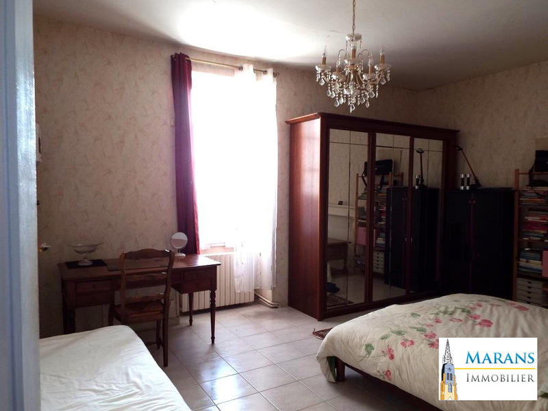 Maison - 215 m² - 5 pièces