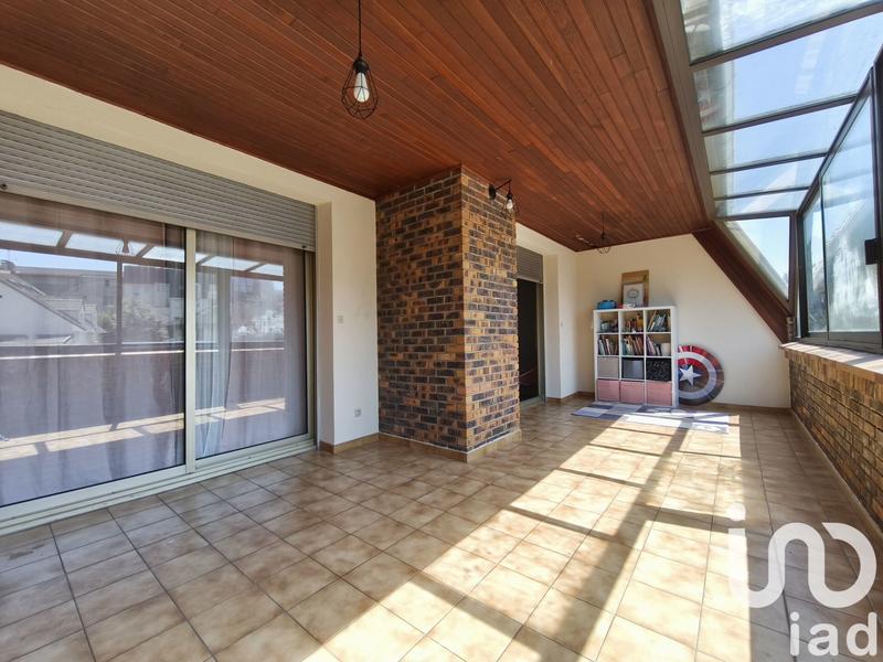 Maison - 303 m² - 9 pièces