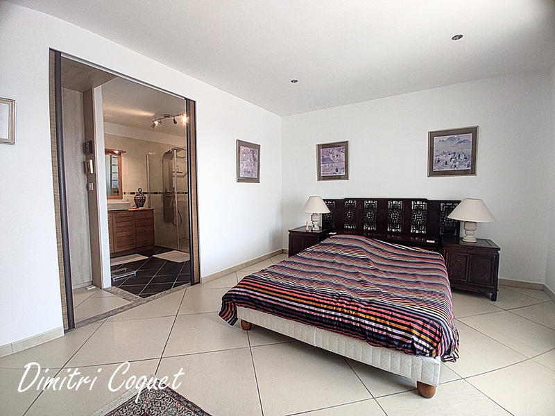 Villa - 170 m² - 5 pièces