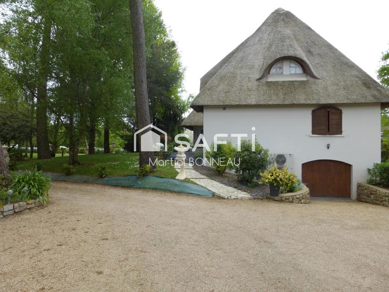 Maison - 200 m² - 7 pièces