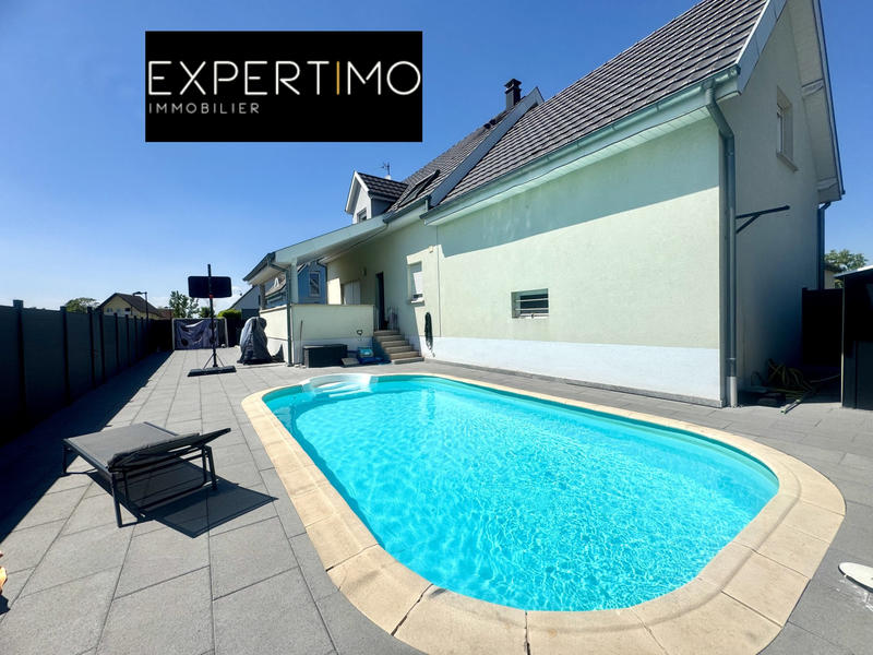 Maison - 211 m² - 7 pièces