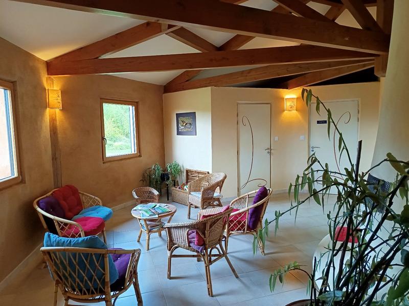 Local d'activités - 310 m² - 5 pièces