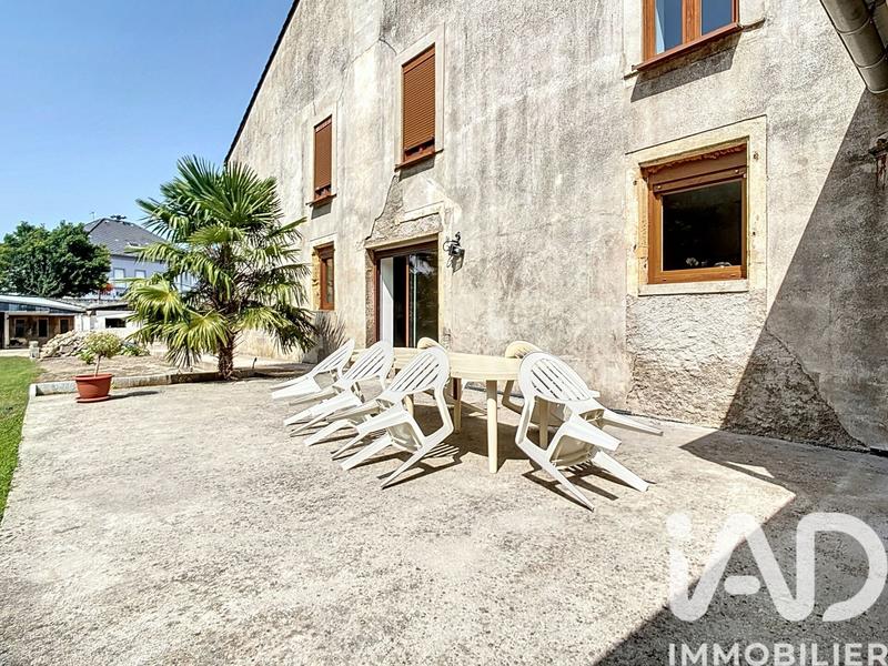 Maison - 226 m² - 6 pièces