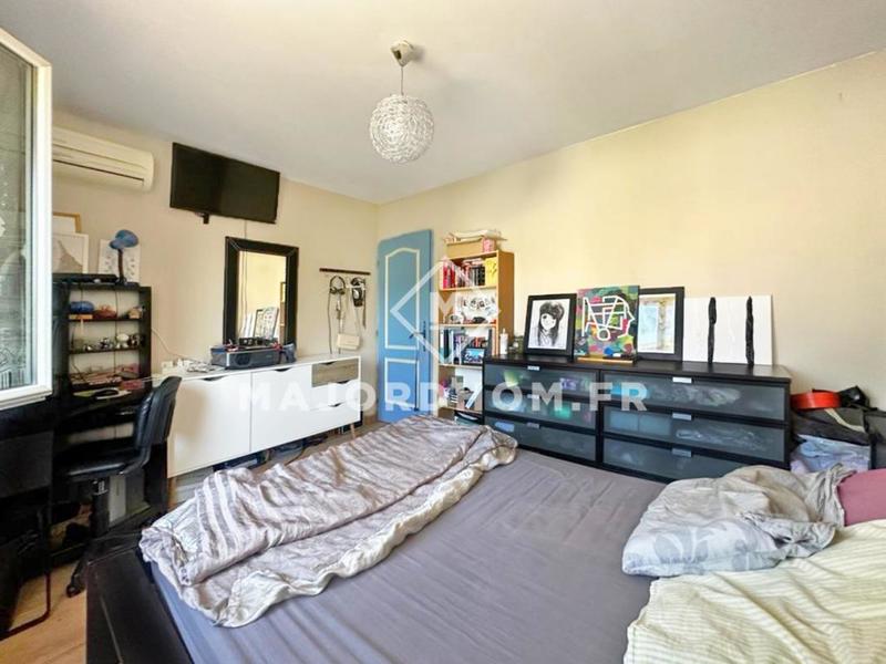 Propriété - 120 m² - 4 pièces