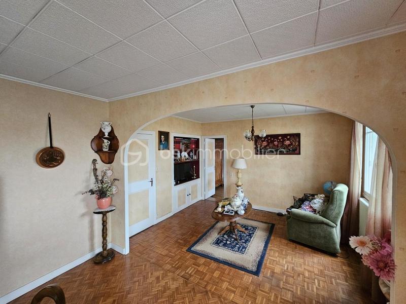 Maison traditionnelle - 112 m² - 5 pièces