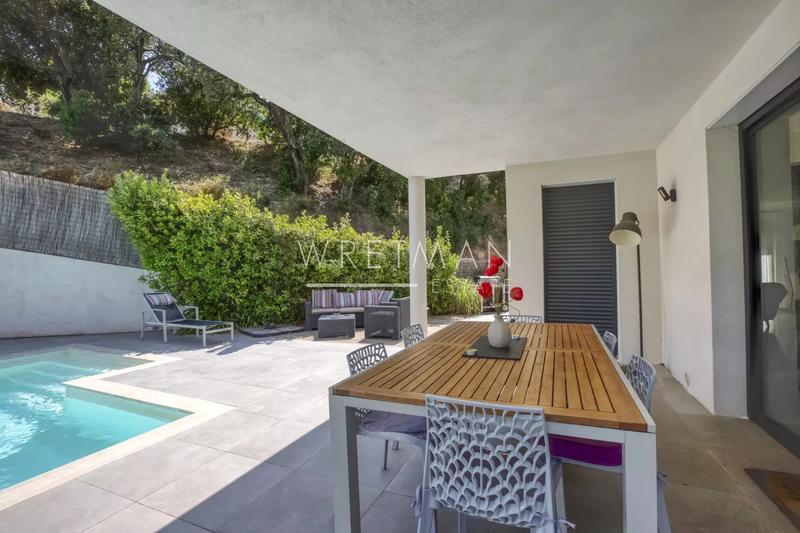 Villa - 180 m² - 7 pièces